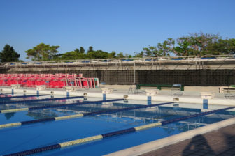 石垣市中央運動公園水泳プール